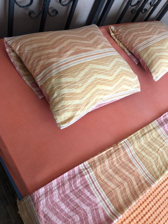 Hostel Anton ティヴァト エクステリア 写真
