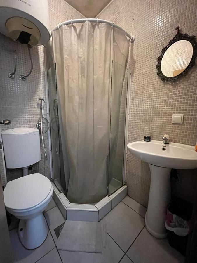 Hostel Anton ティヴァト エクステリア 写真