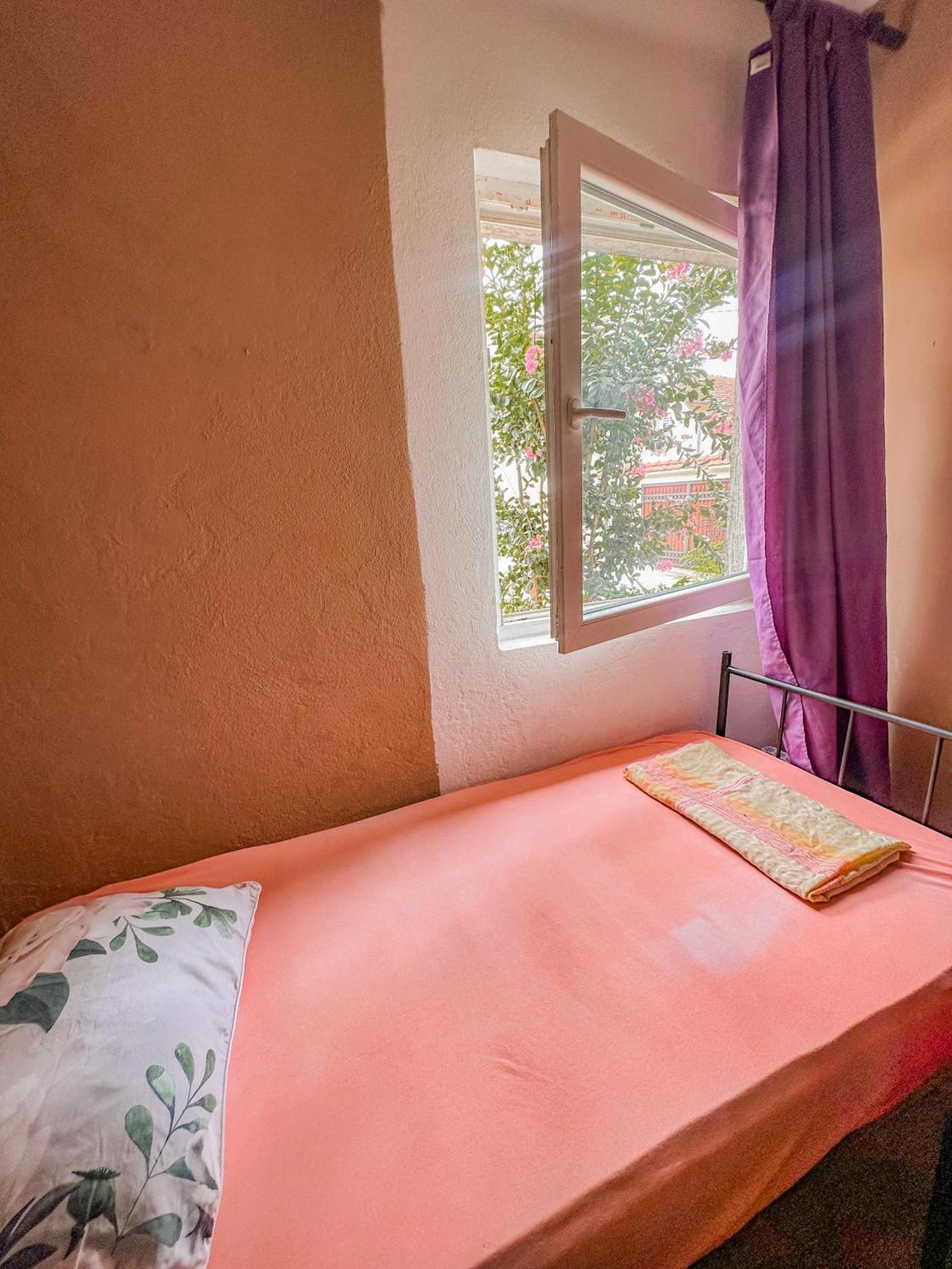 Hostel Anton ティヴァト エクステリア 写真