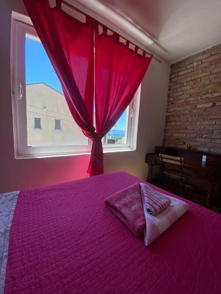 Hostel Anton ティヴァト エクステリア 写真