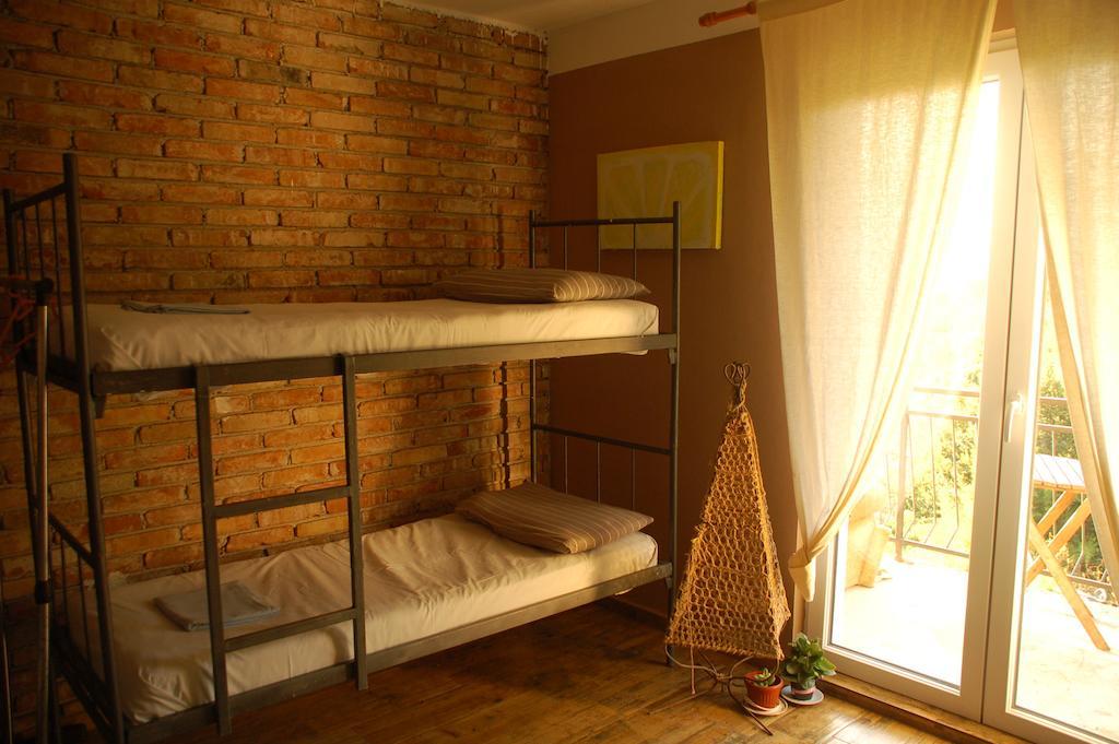 Hostel Anton ティヴァト 部屋 写真