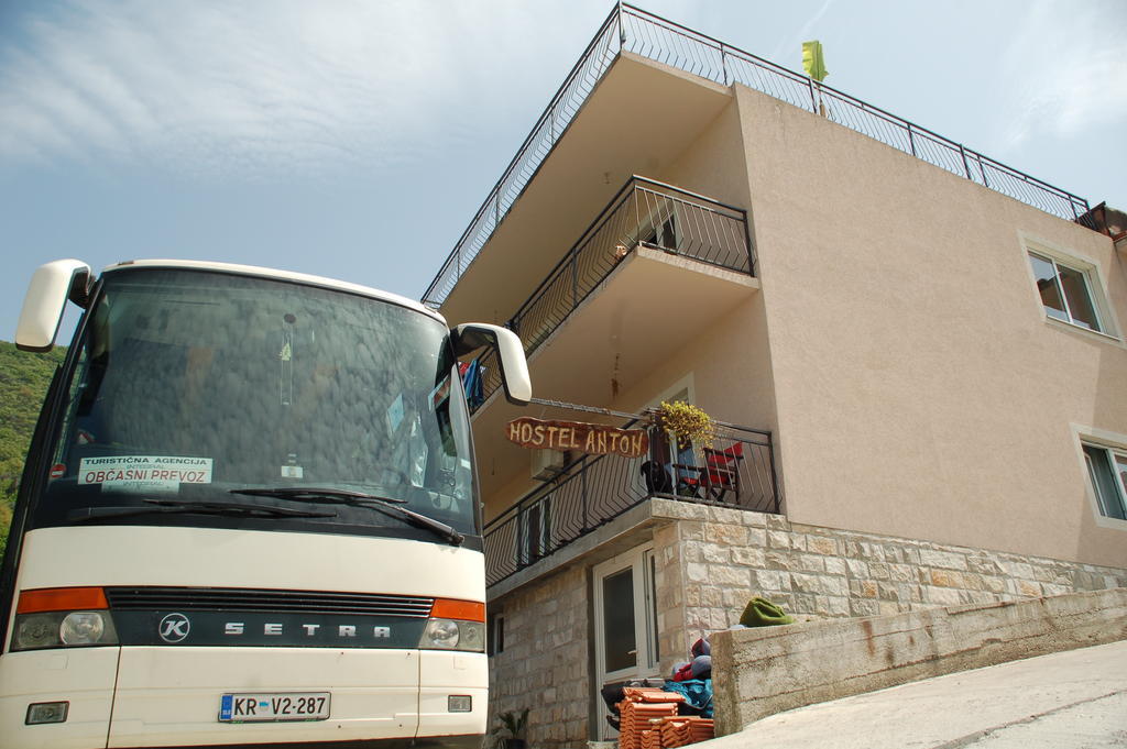 Hostel Anton ティヴァト エクステリア 写真