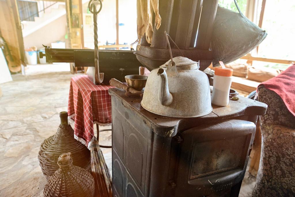 Hostel Anton ティヴァト エクステリア 写真